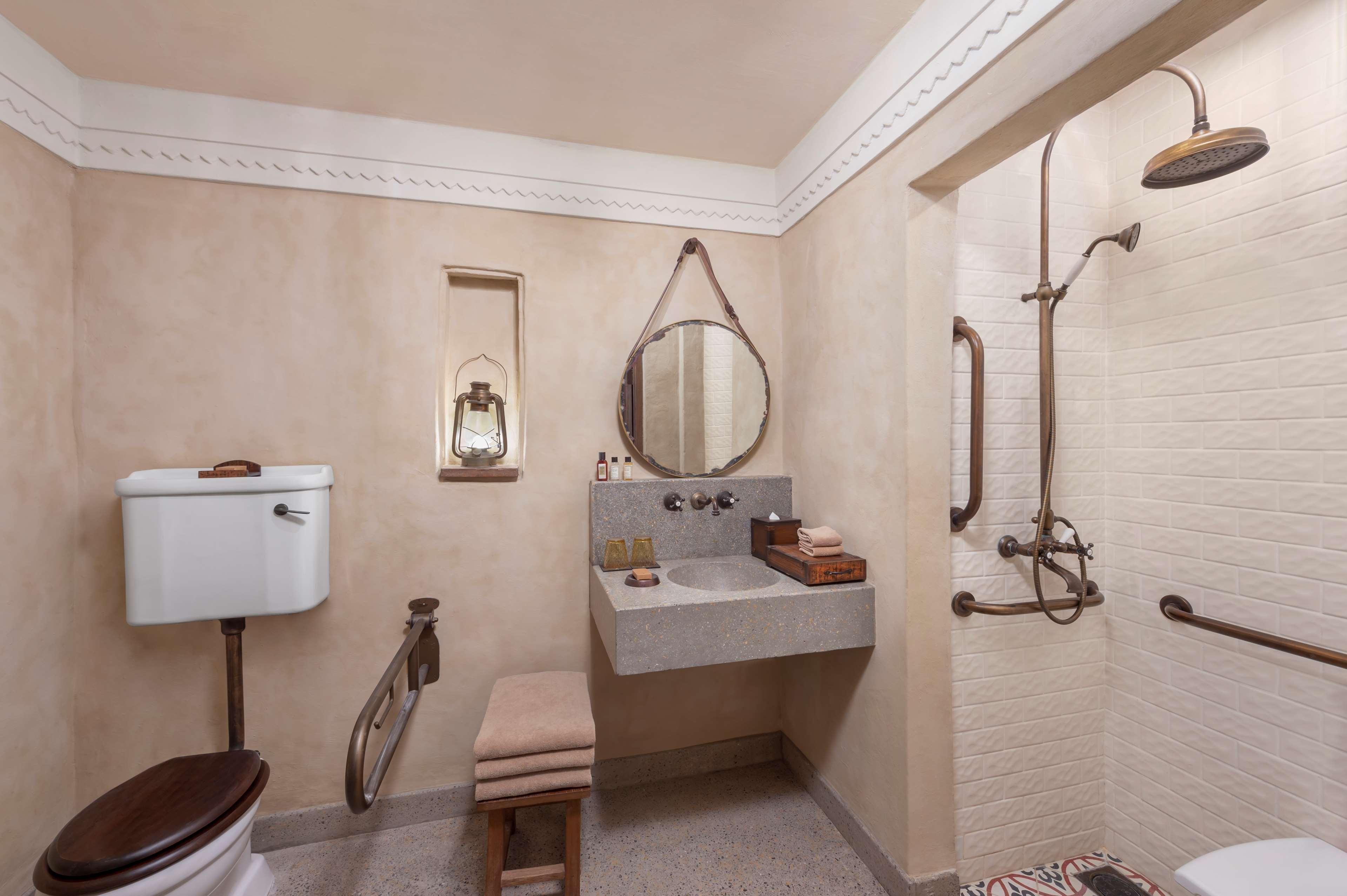 Al Seef Heritage Dubai, Curio Collection By Hilton 4* Дубай