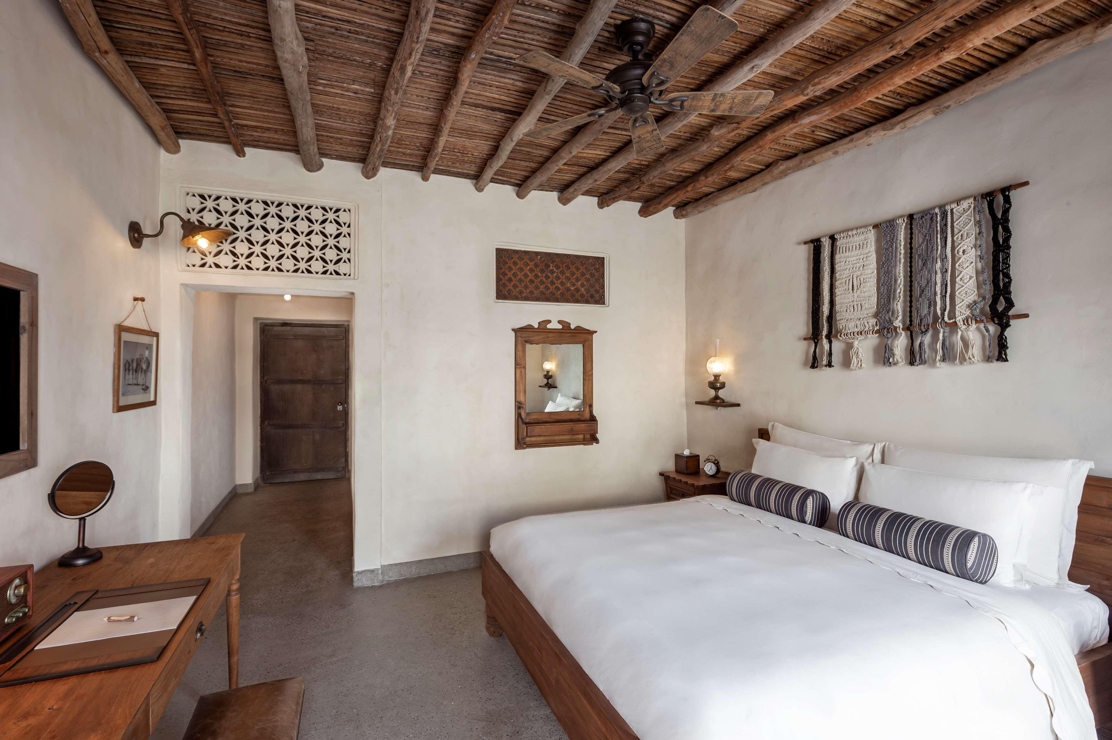 Al Seef Heritage Dubai, Curio Collection By Hilton Дубай